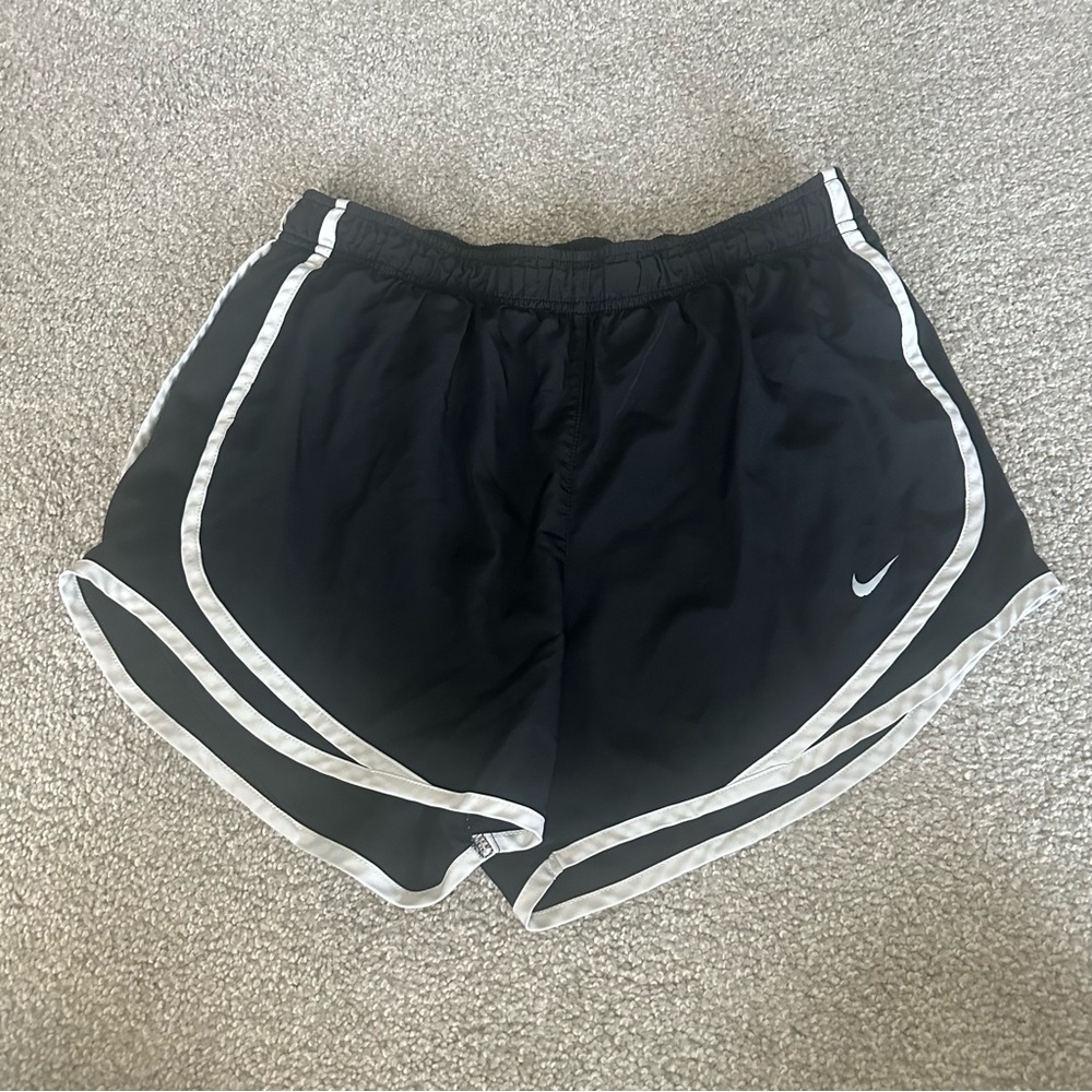 Nike Women's Dri-FIT Tempo Mid-Rise Brief-Lined Running Shorts